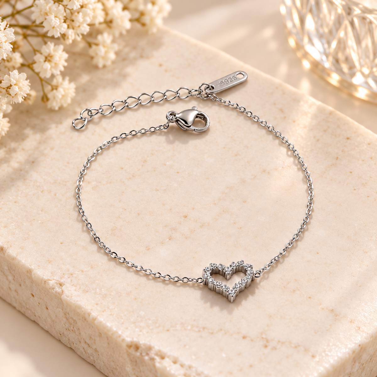 The Amora Heart Bracelet