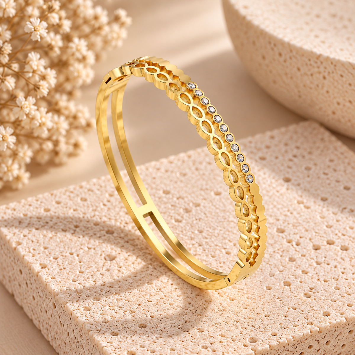 The Aurelia Bangle