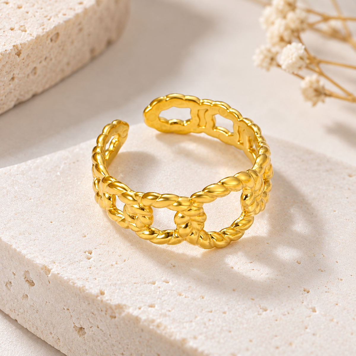 Golden Link Ring