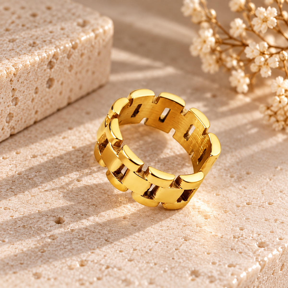 Luxe Link Ring