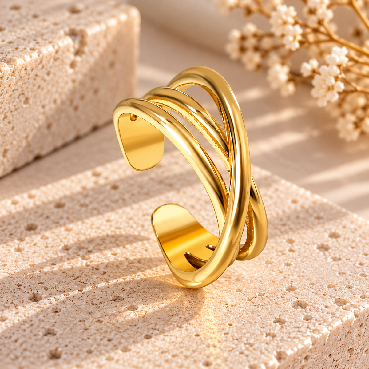 Intertwined Ring