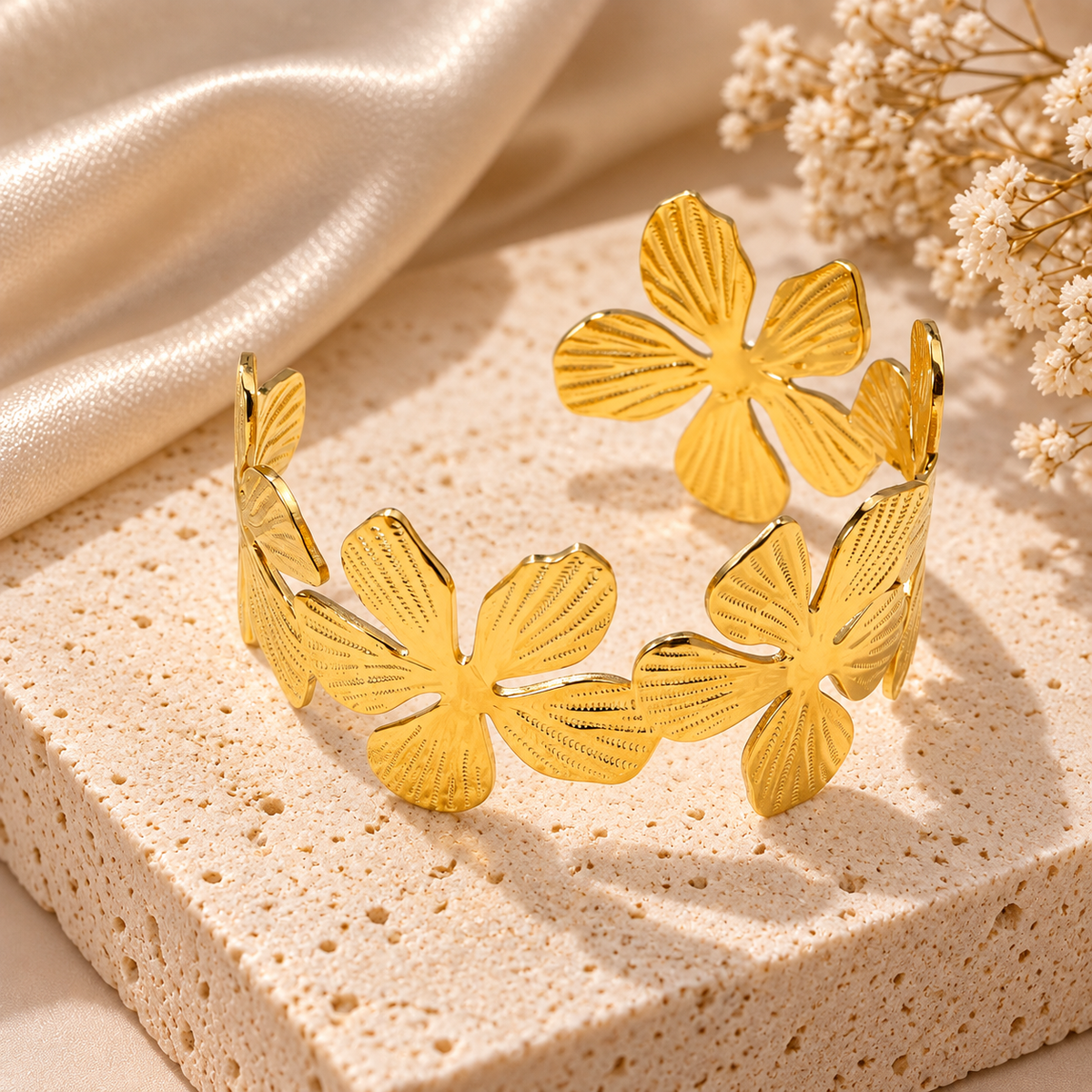 The Valleria Cuff